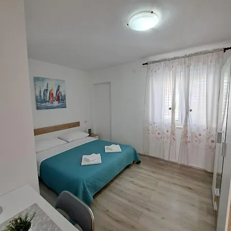 Apartman Leon Omiš Extérieur photo